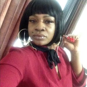 Meet your Posher, Shanale